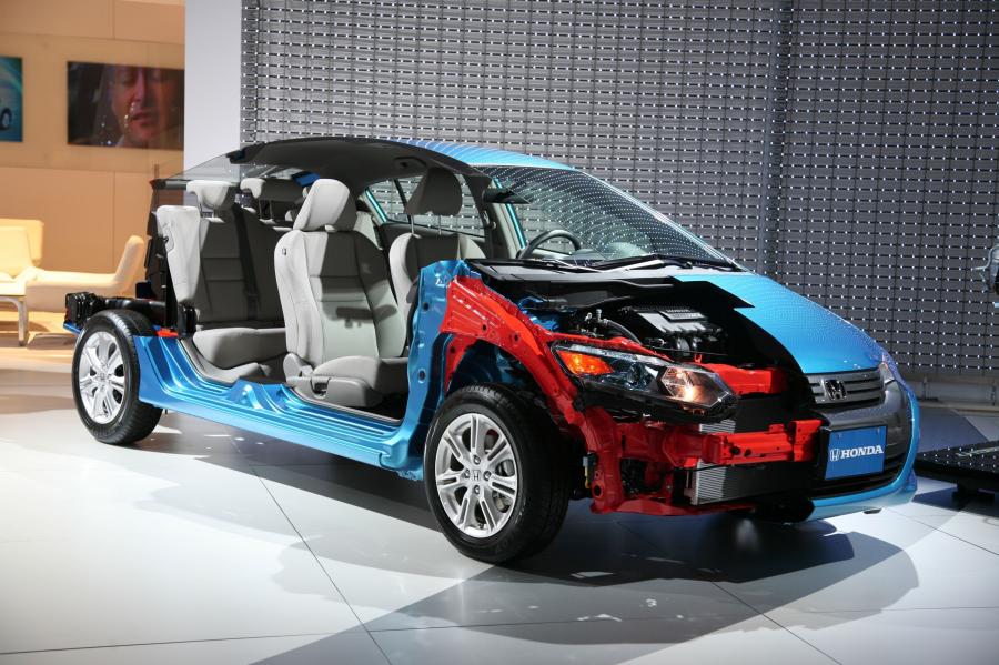  Honda Insight 2010 года  (фото 34 из 84)
